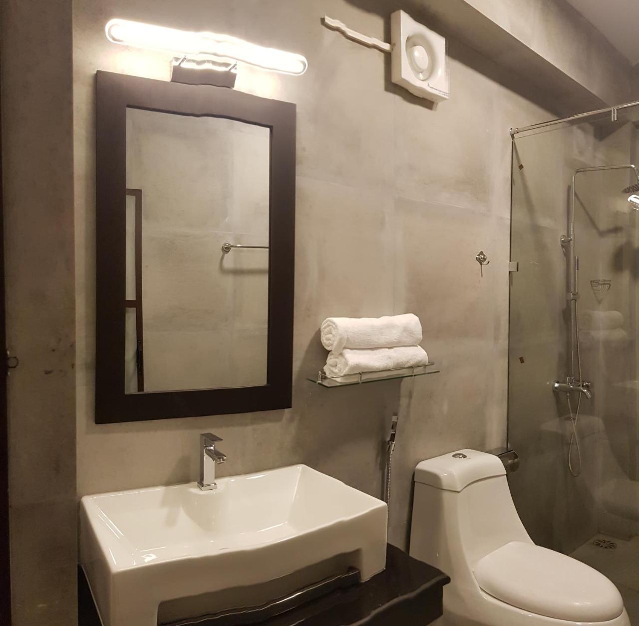 Hotel Green Court Homagama Exterior foto